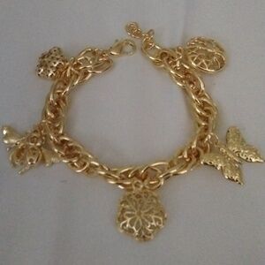 Bracele18k overlay Charming Vintage chunky charm bracelet Bees  charms gold…